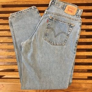 Levi’s 550 Vintage Classic Relaxed Tapered Jean.
